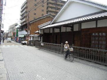 http://homepage2.nifty.com/n-chan/img529.jpg